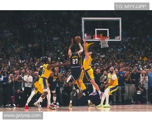 2020年NBA季后赛掘金与爵士第五场激战回顾与精彩瞬间分析