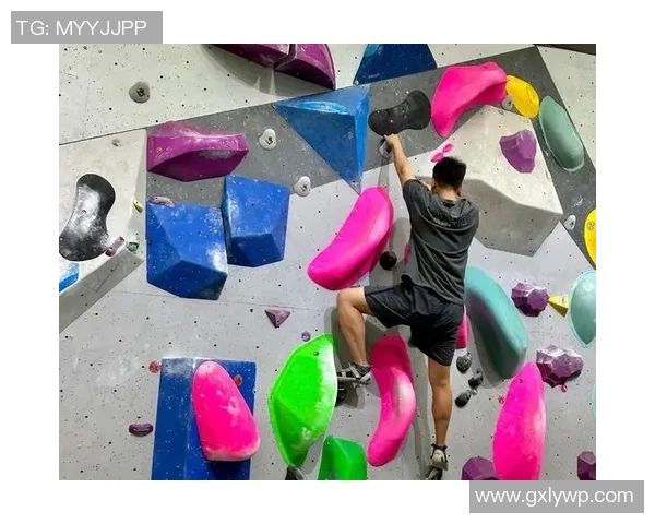 深入分析重庆攀岩队独特进攻战术与技巧运用的全景解读